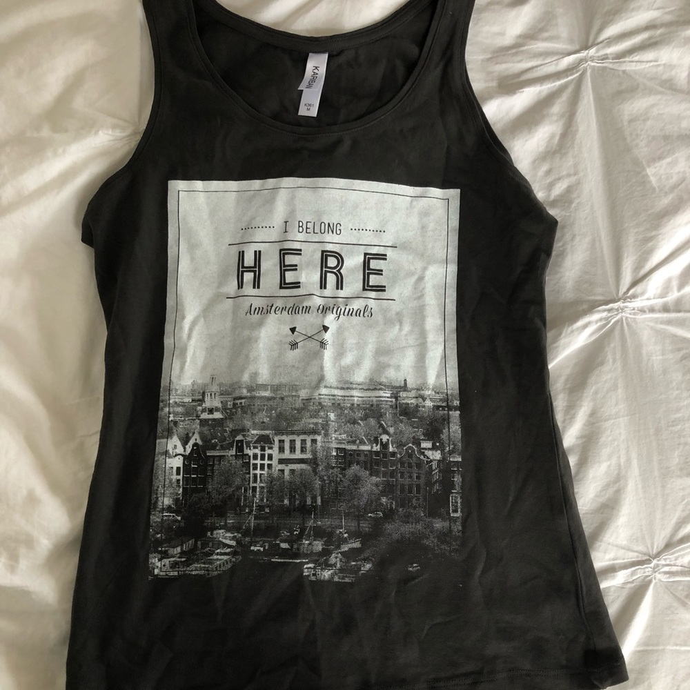 Grey graphic tank top